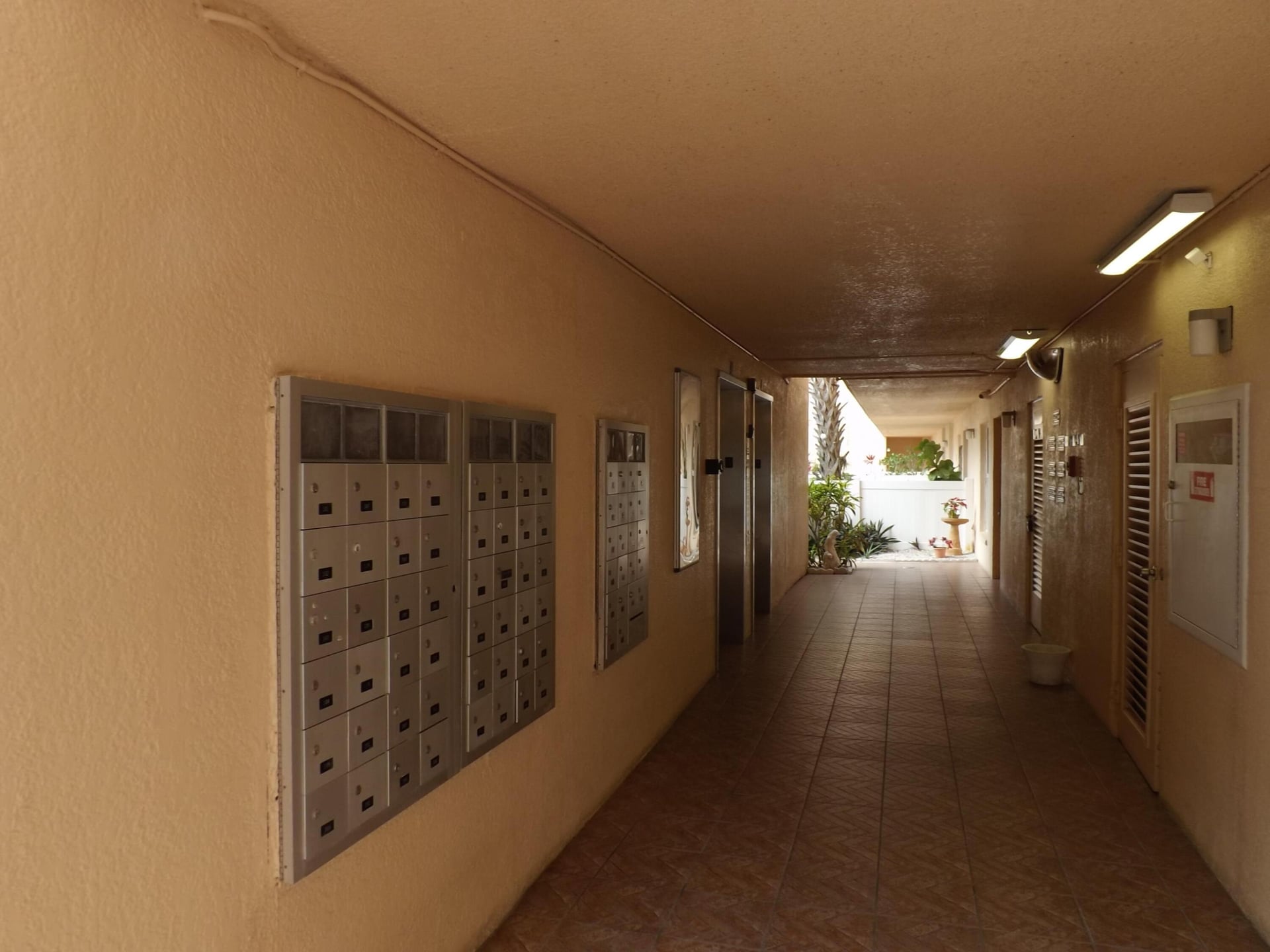 Unit 408 photo 27