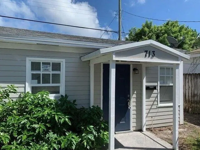 Residence photo 6