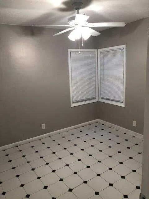 Residence photo 17