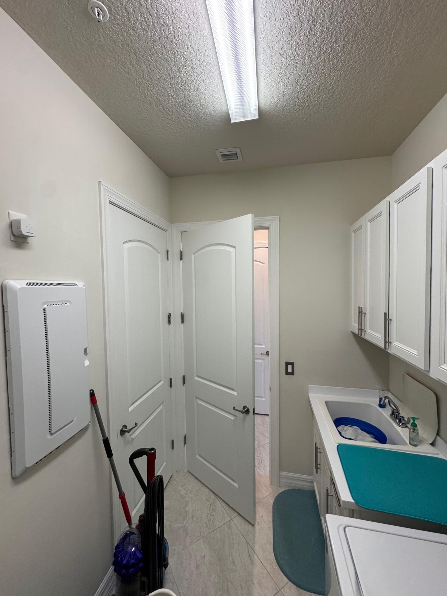 Unit 202 photo 17