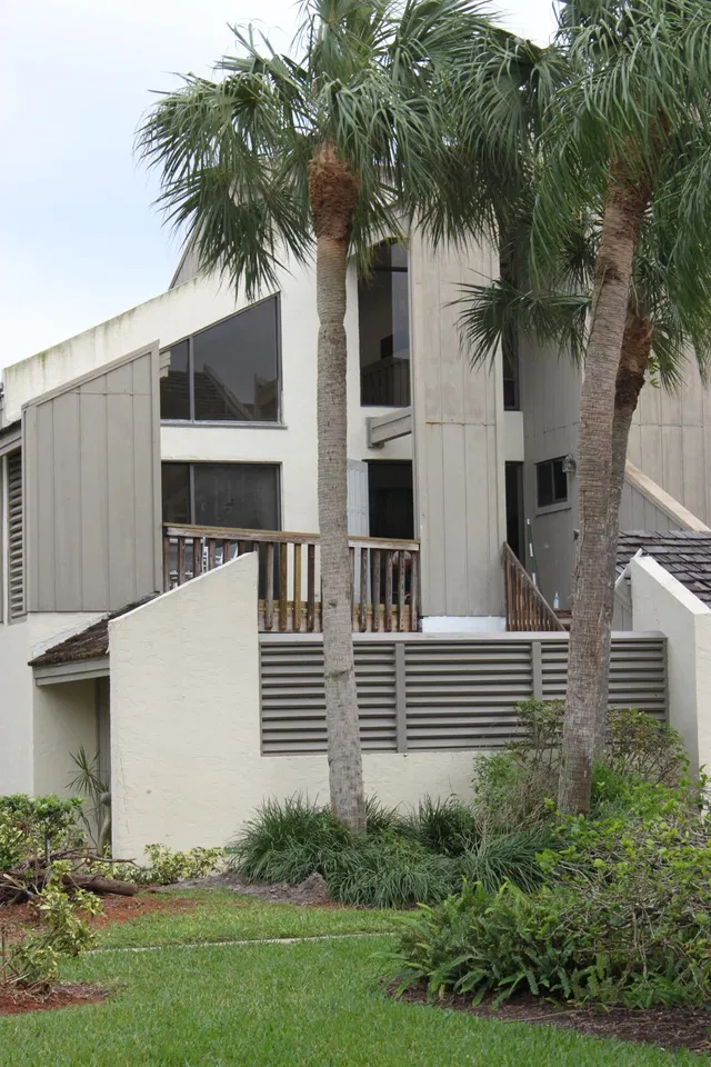 Unit 15 E photo 8