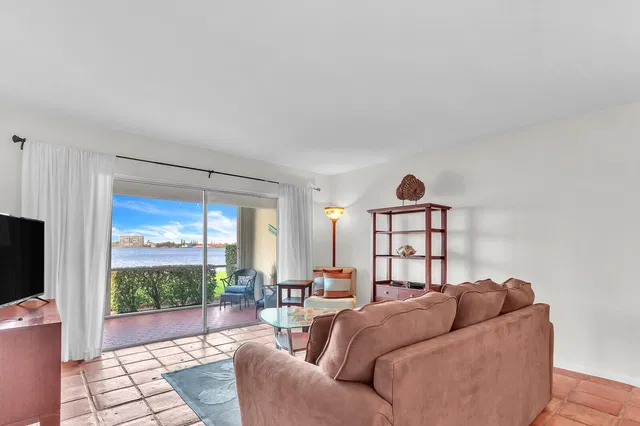 Singer Island Unit 159 photo 17