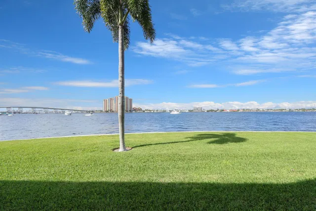 Singer Island Unit 159 photo 29