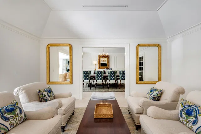  Residence photo 9