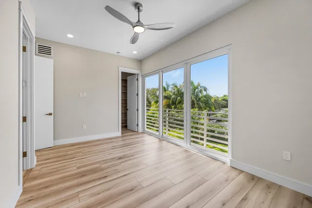 Palm Trail Delray Beach Residence photo 40