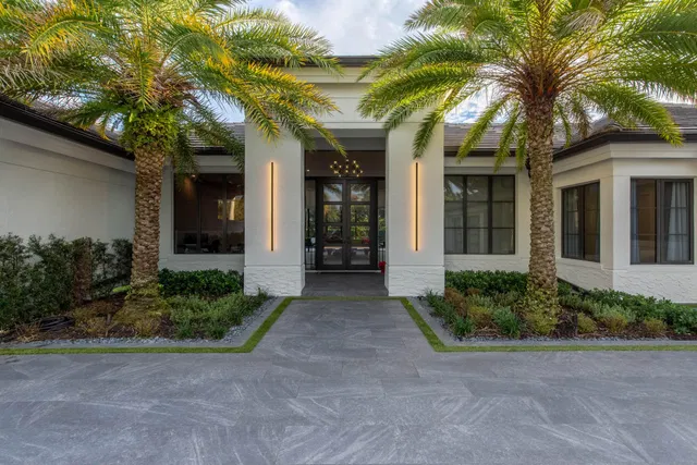 Residence photo 3