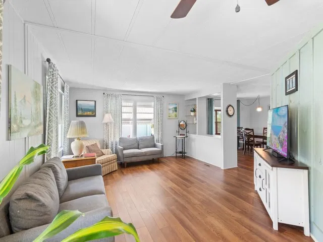 Residence photo 11