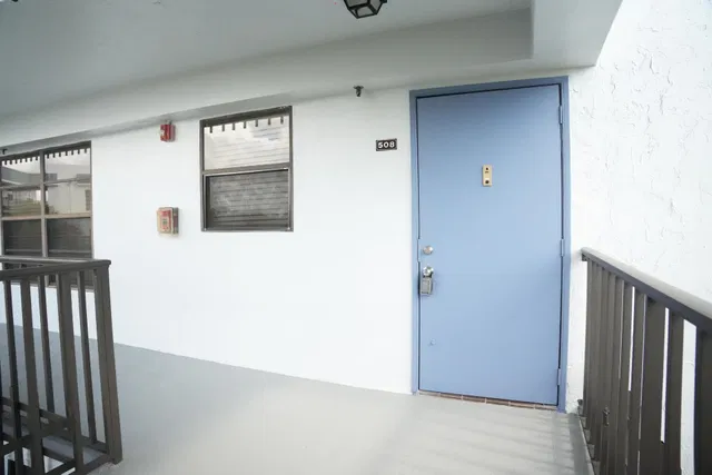  Unit 508 photo 4