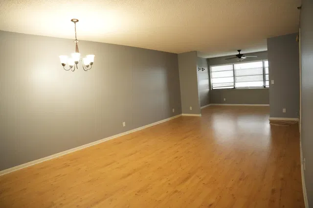  Unit 508 photo 10