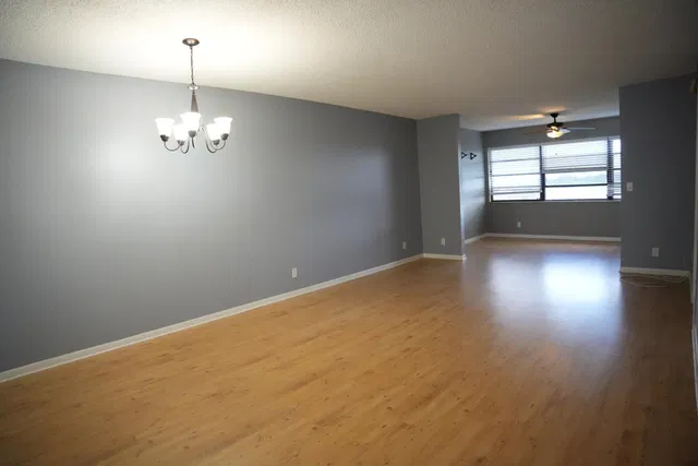  Unit 508 photo 23