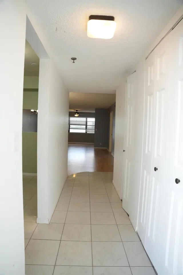  Unit 508 photo 32