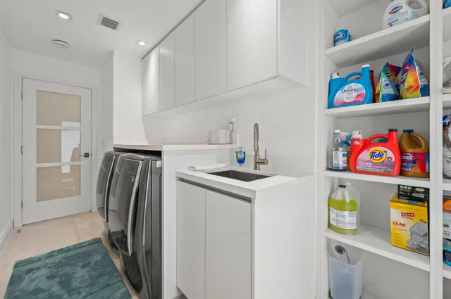 Residence photo 25