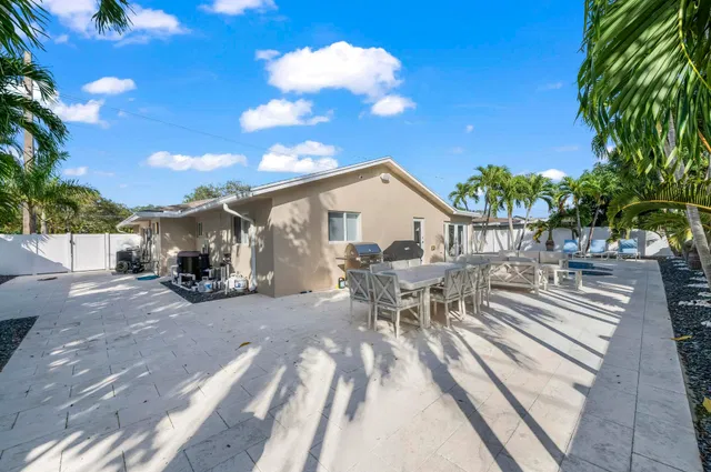 Residence photo 32