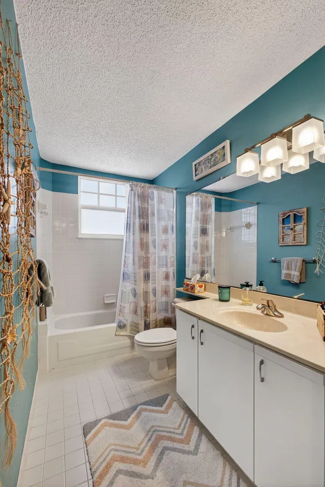  Residence photo 36