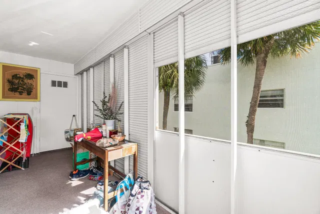 Unit 508 photo 14