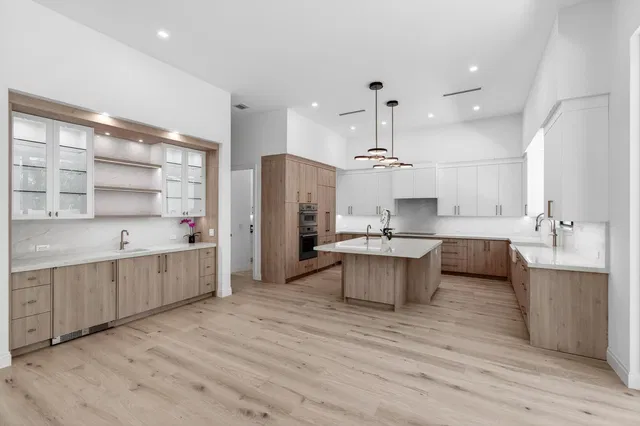 SoSo West Palm Beach Residence photo 8