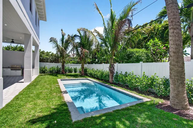 SoSo West Palm Beach Residence photo 16
