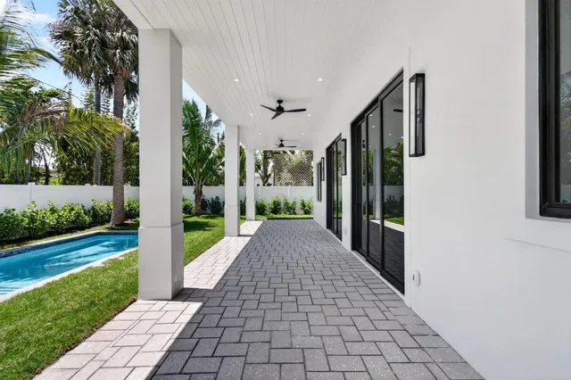SoSo West Palm Beach Residence photo 17