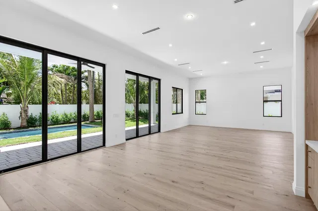 SoSo West Palm Beach Residence photo 41