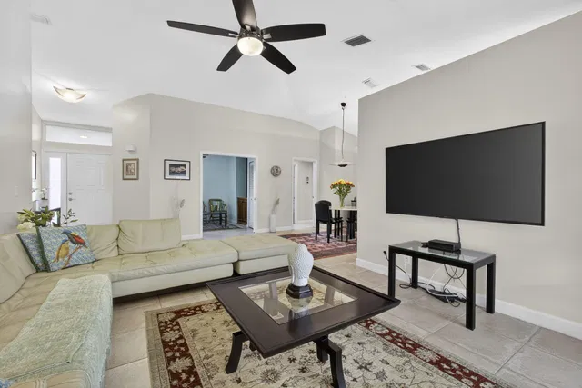 PGA National Palm Beach Gardens Residence photo 23