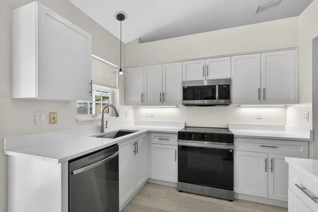 PGA National Palm Beach Gardens Residence photo 33