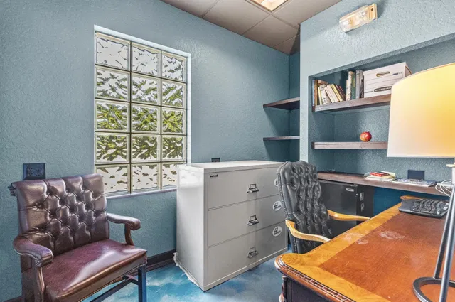 Residence photo 5