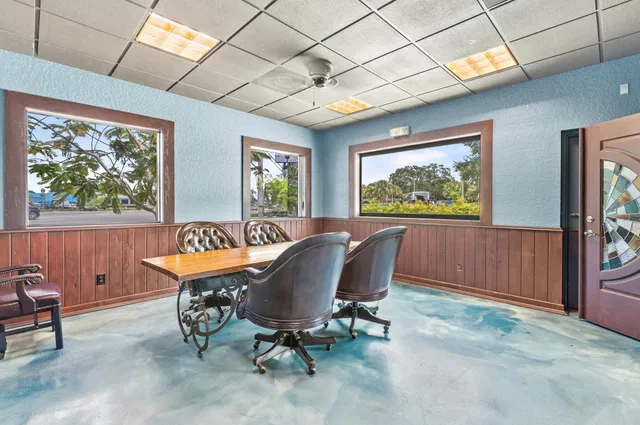 Residence photo 6