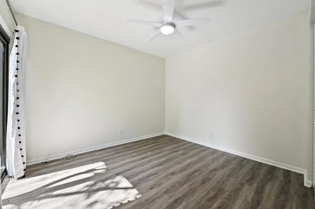  Residence photo 24