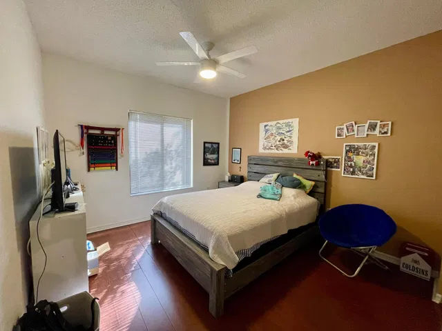 Unit 108 photo 13