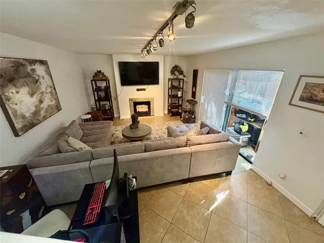  Unit 294 photo 8