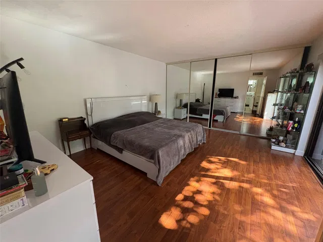  Unit 294 photo 9