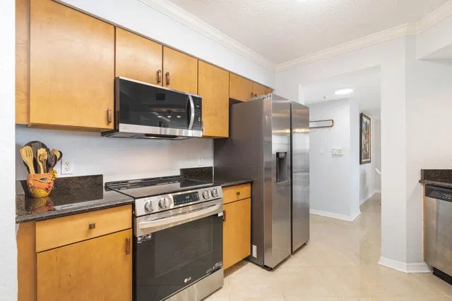 Flagler Pointe Unit 639 photo 10