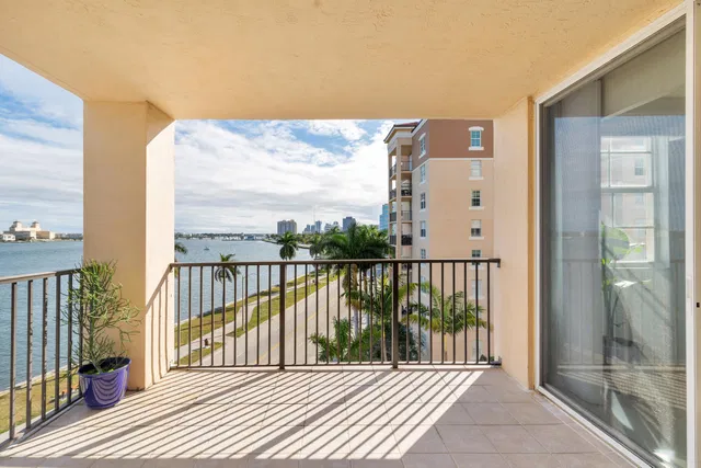 Flagler Pointe Unit 639 photo 18