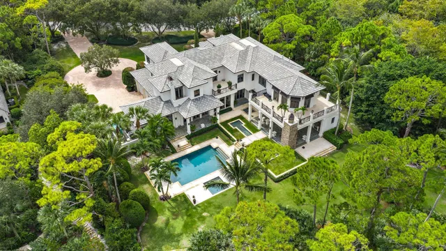 Bear's Club Residence photo 6