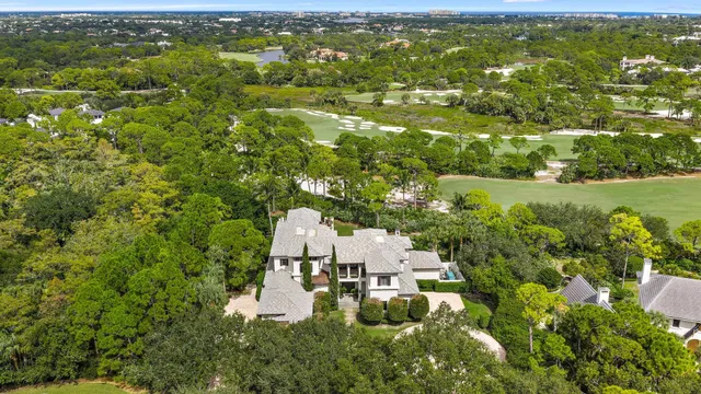 Bear's Club Residence photo 9