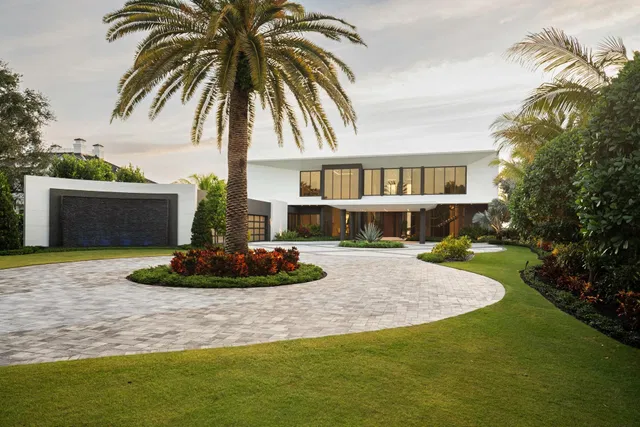 Pennock Point Residence photo 2