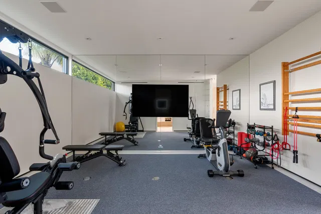 Pennock Point Residence photo 28