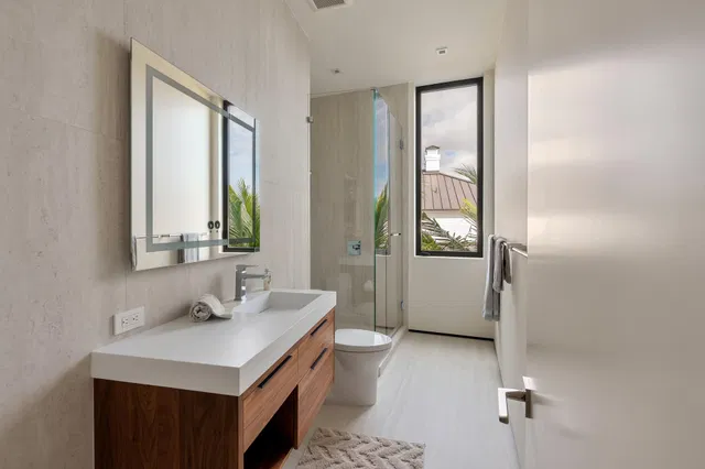 Pennock Point Residence photo 51