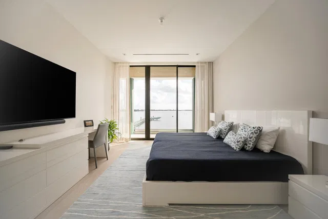 Pennock Point Residence photo 53