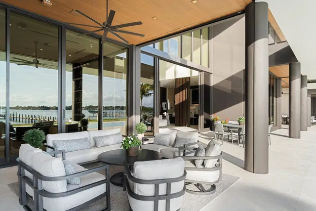 Pennock Point Residence photo 64