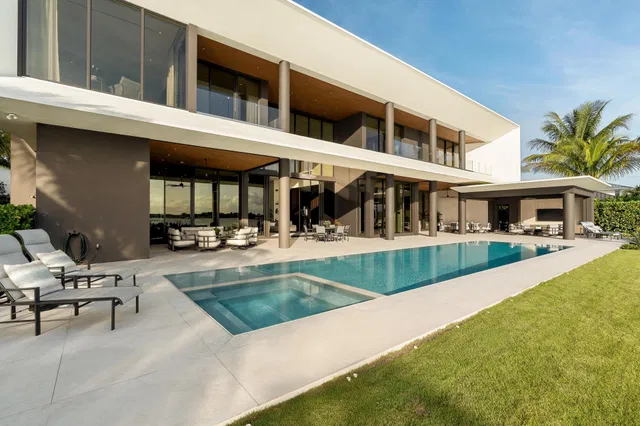 Pennock Point Residence photo 66