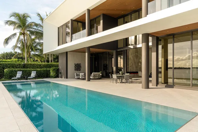 Pennock Point Residence photo 69