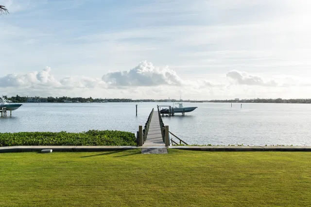 Pennock Point Residence photo 70
