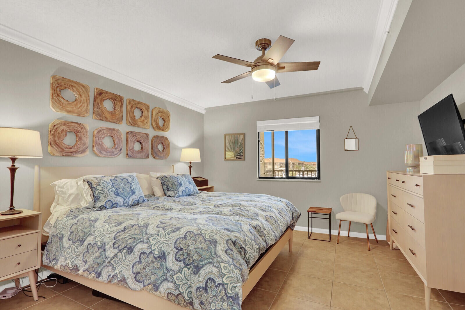 Unit 403 photo 27