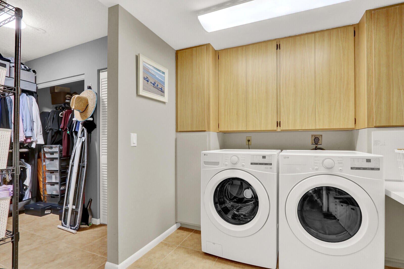 Unit 403 photo 31