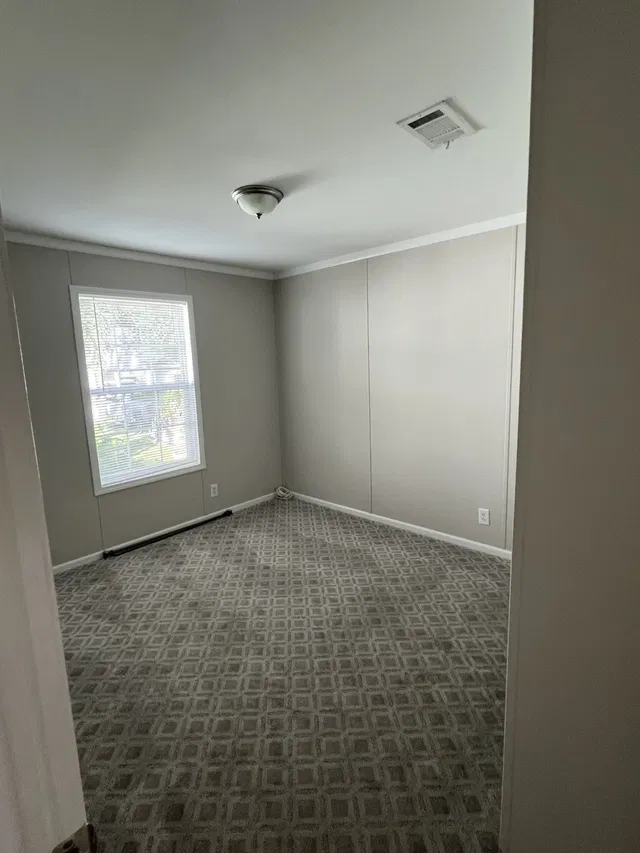 Unit 446 photo 13