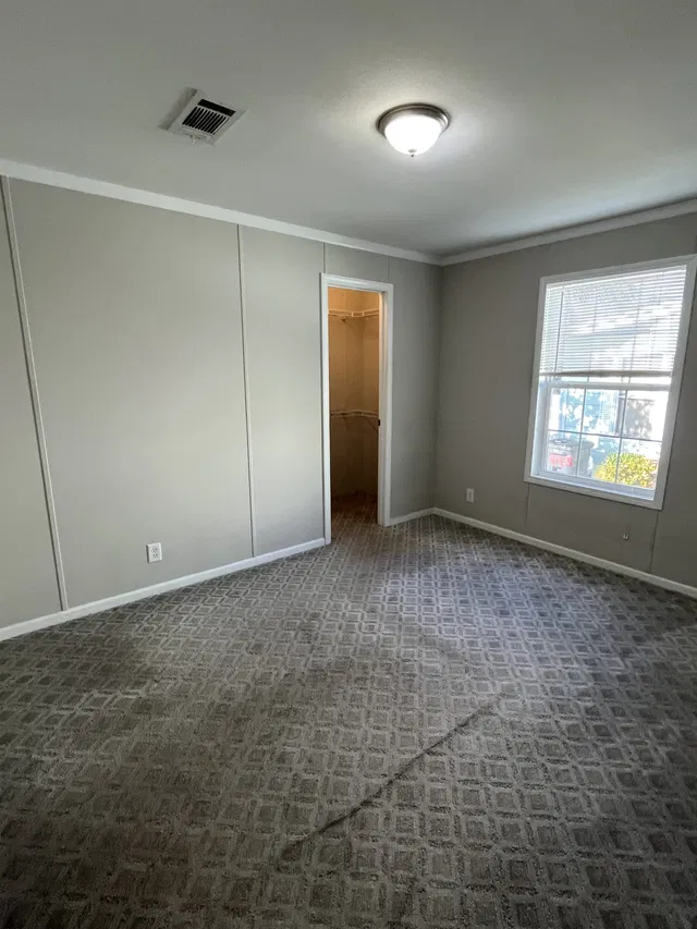 Unit 446 photo 15
