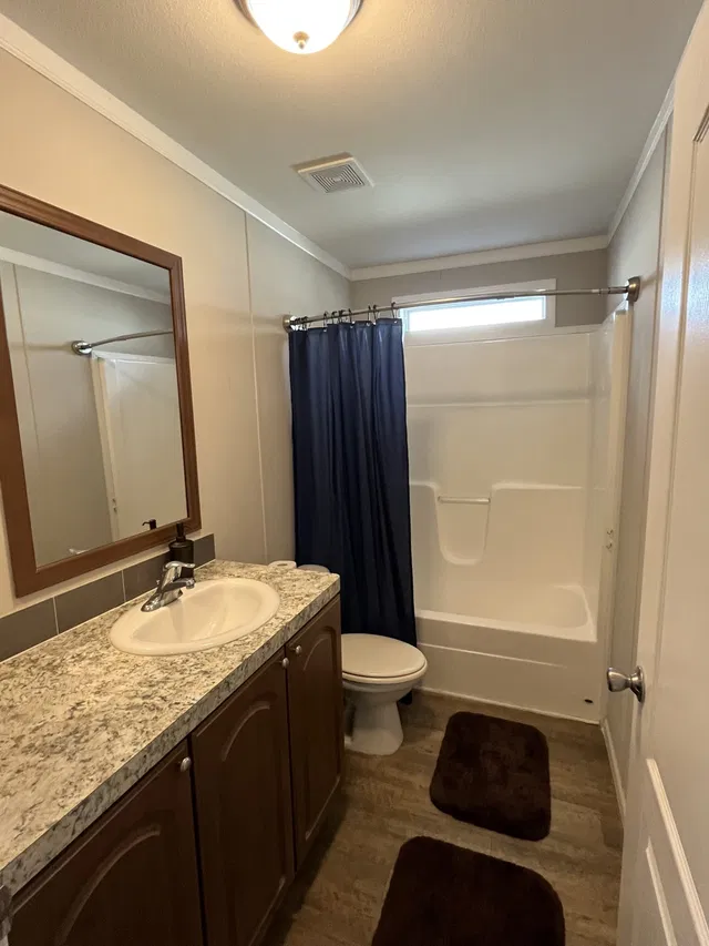 Unit 446 photo 16