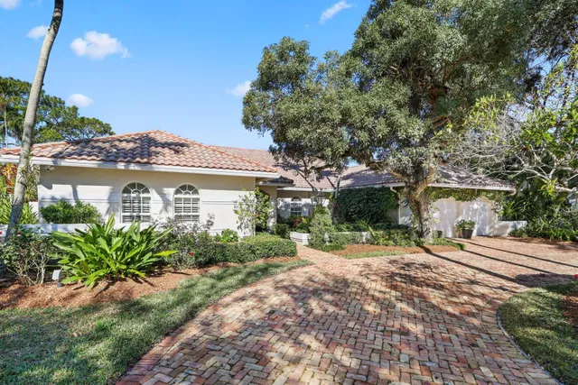 Boca Bath & Tennis Residence photo 4