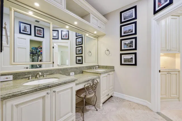 Boca Bath & Tennis Residence photo 27